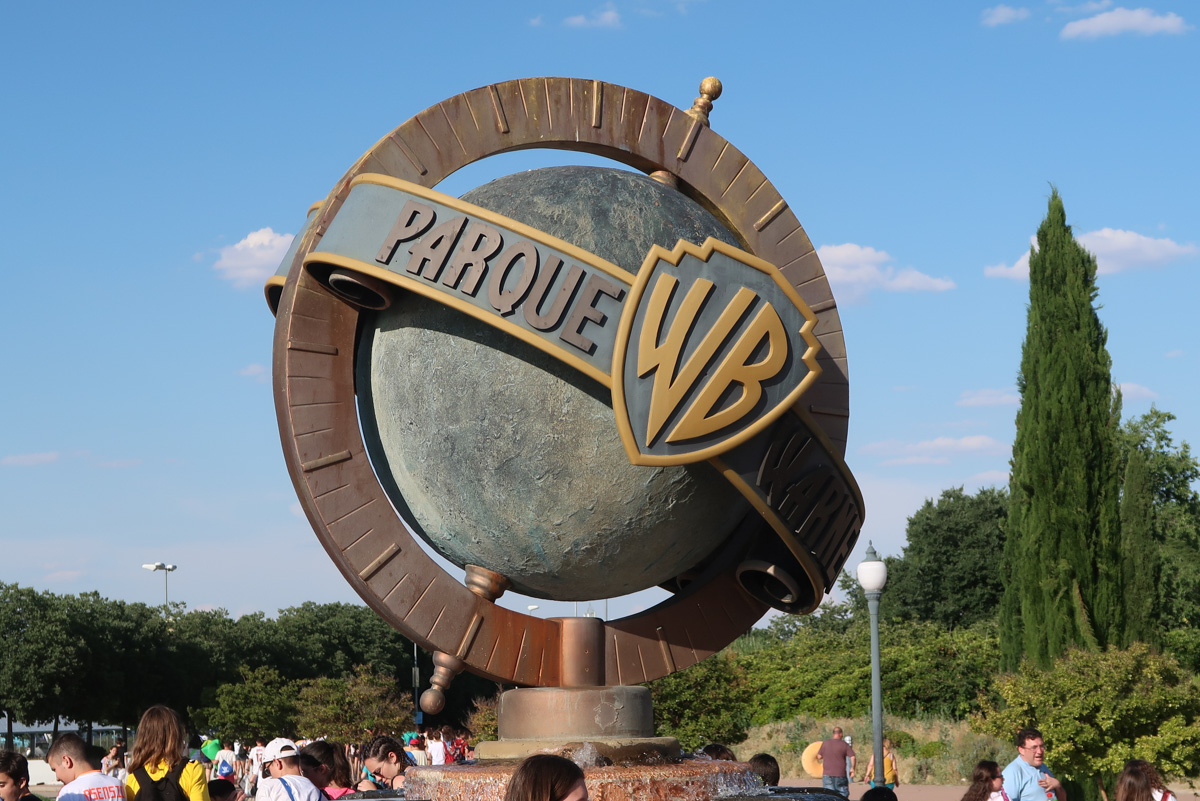 Parque Warner Madrid: Tips and Tricks for a Thrilling Experience
