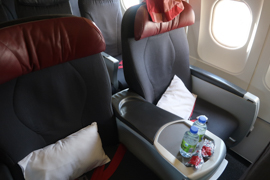 Flying Air Canada Premium Rouge Flyctory Com