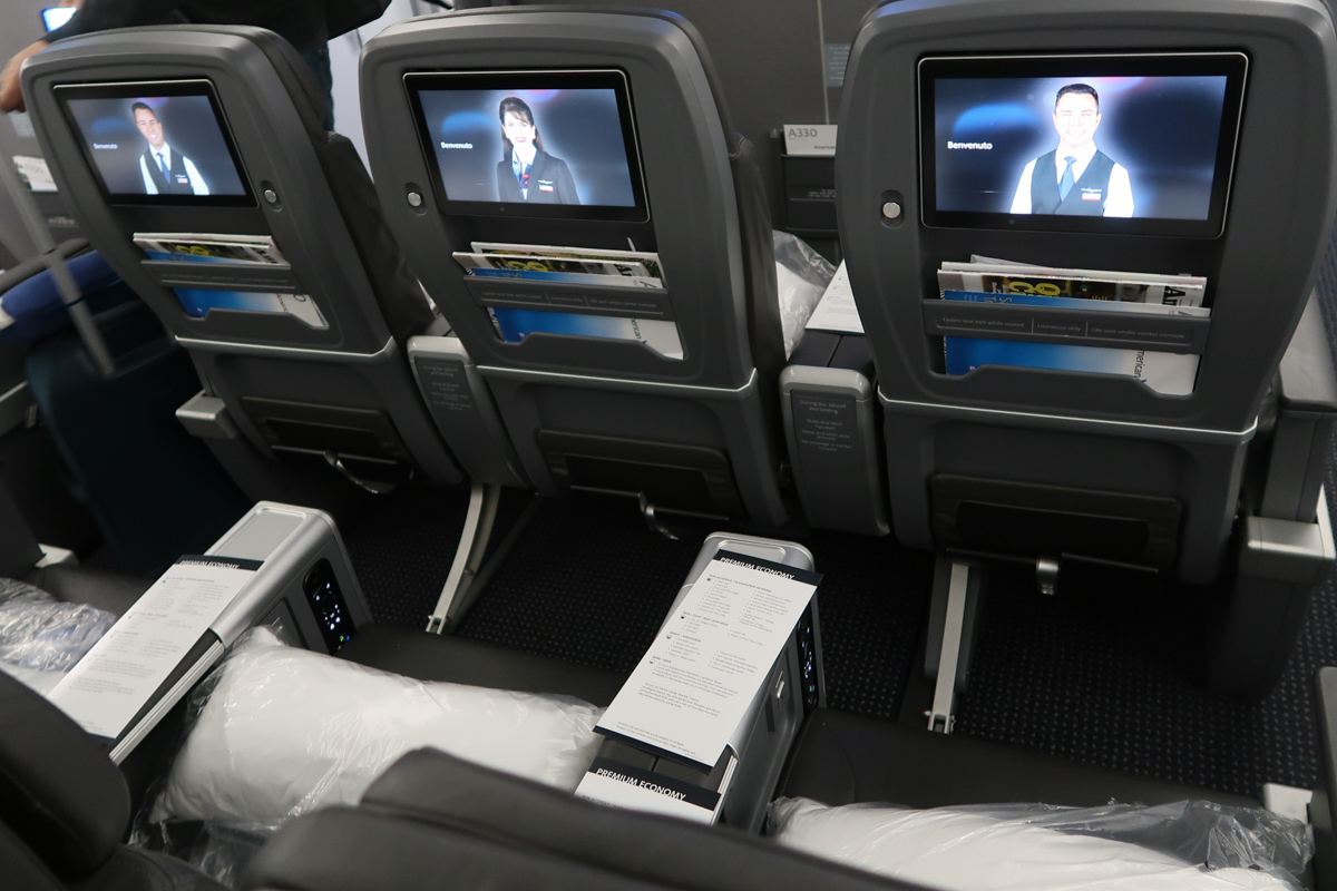 American Airlines A330 Premium Economy - flyctory.com