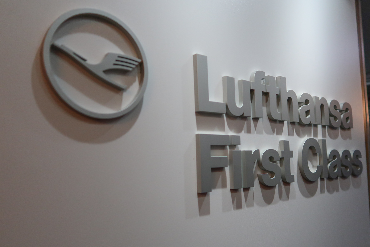 Lufthansa First Class Flight Experience Flyctory Com