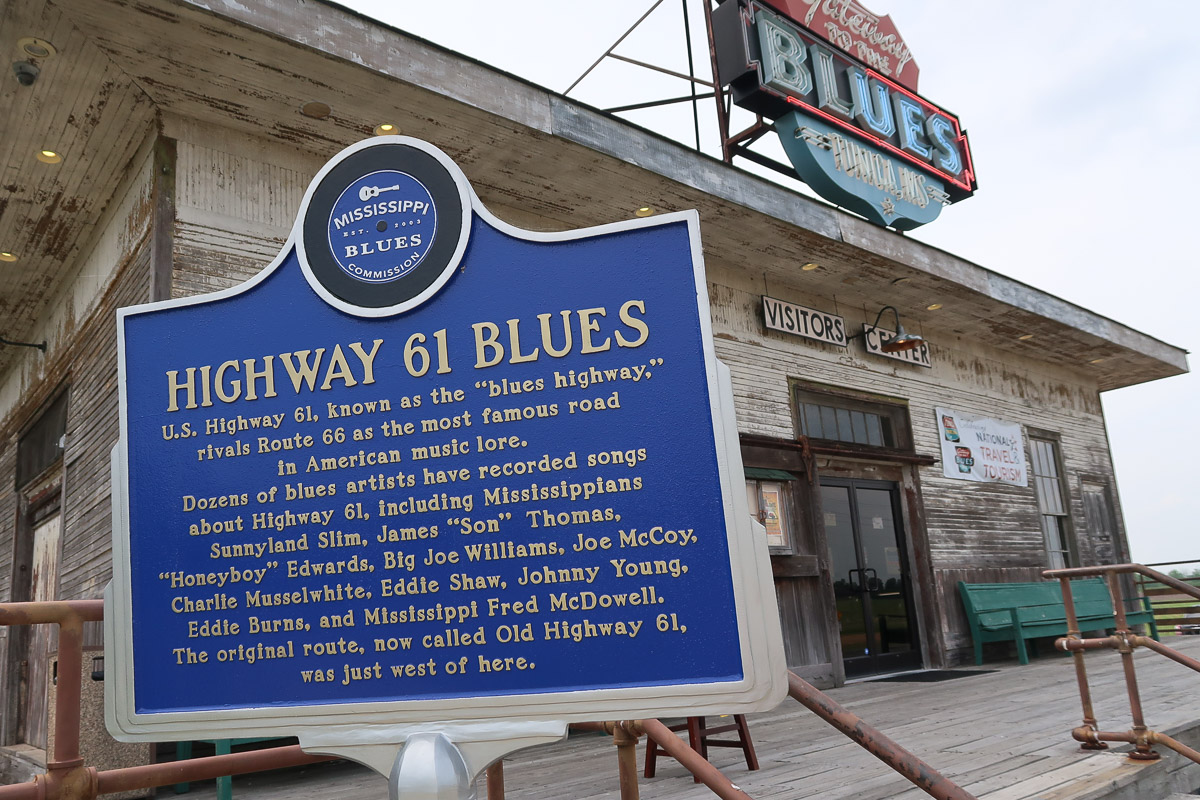 Gateway To The Blues (Tunica, MS)