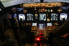 Dream Aero Boeing 737 Ng Simulator Dubai Flyctory Com