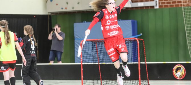 German Floorball Under 15 Girls – Final: Red Devils Wernigerode – Dümptener Füchse 5-4 SD (1-1, 3-3, 1-x)