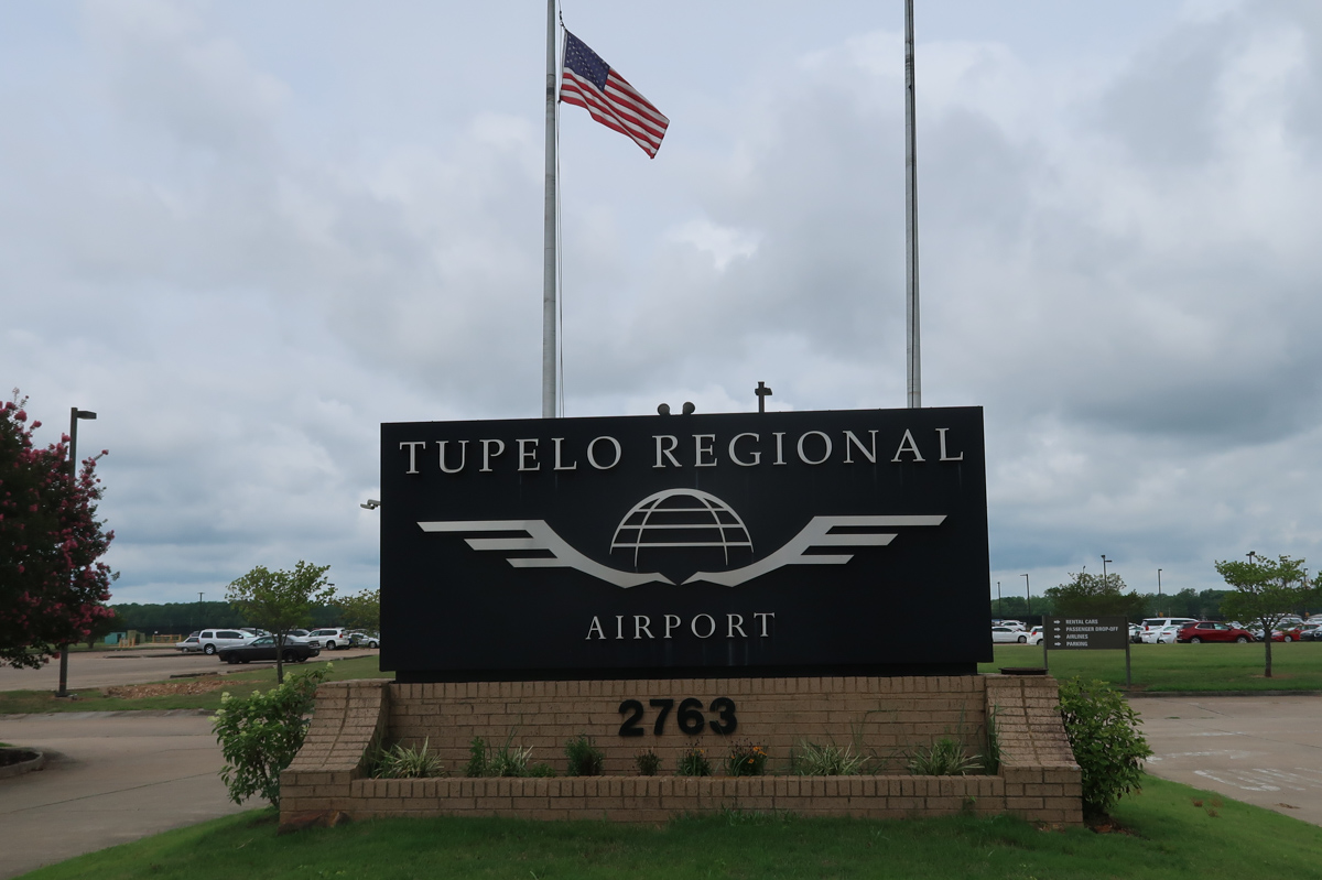Tupelo Airport (TUP)