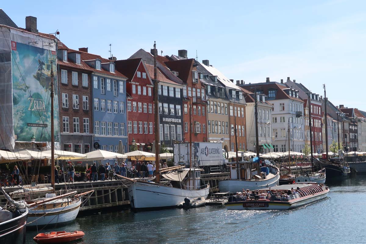 Nyhavn Copenhagen (Pictured Story)