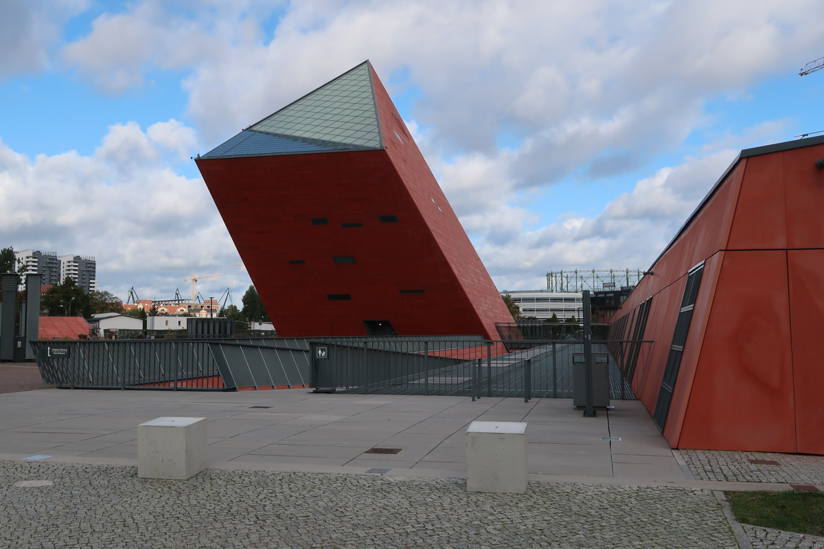 Museum Of The Second World War (Gdansk)