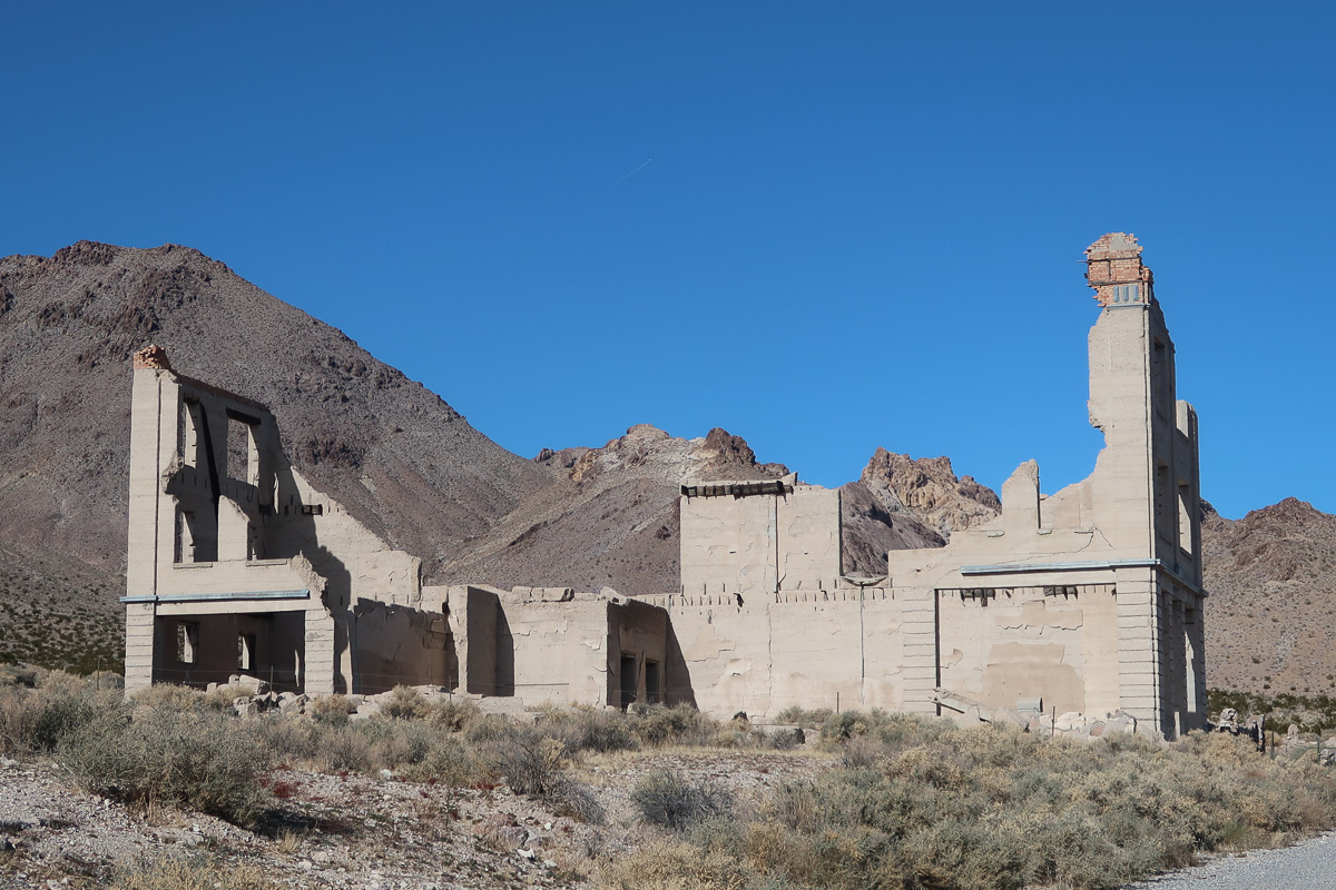 Rhyolite Ghost Town (Nevada) and Goldwell Open Air Museum