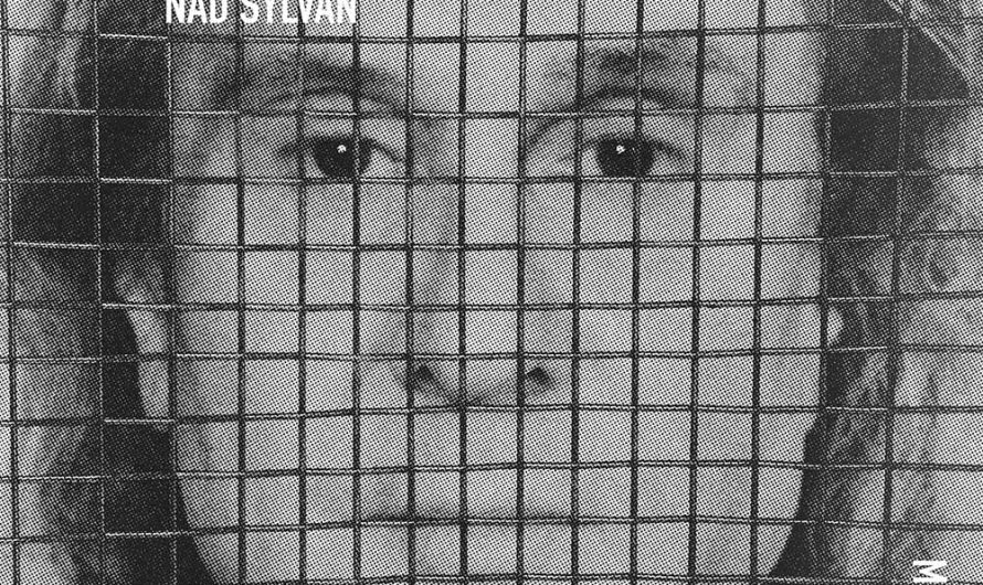 Nad Sylvan – Monumentata