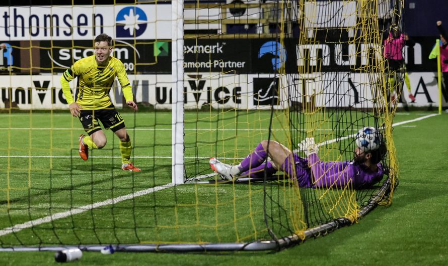 NSI Runavik – B36 Torshavn 2-1 (0-1)