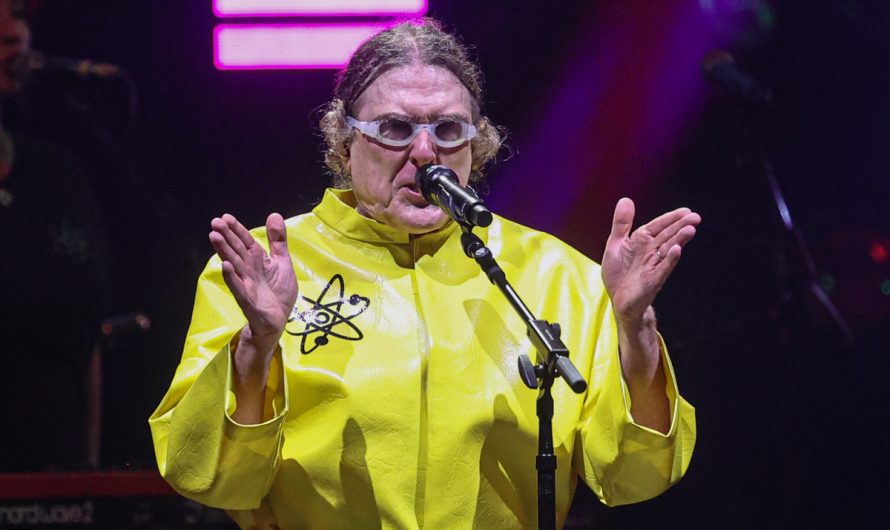 Weird Al Yankovic (Niagara Falls, 5.7.2026)