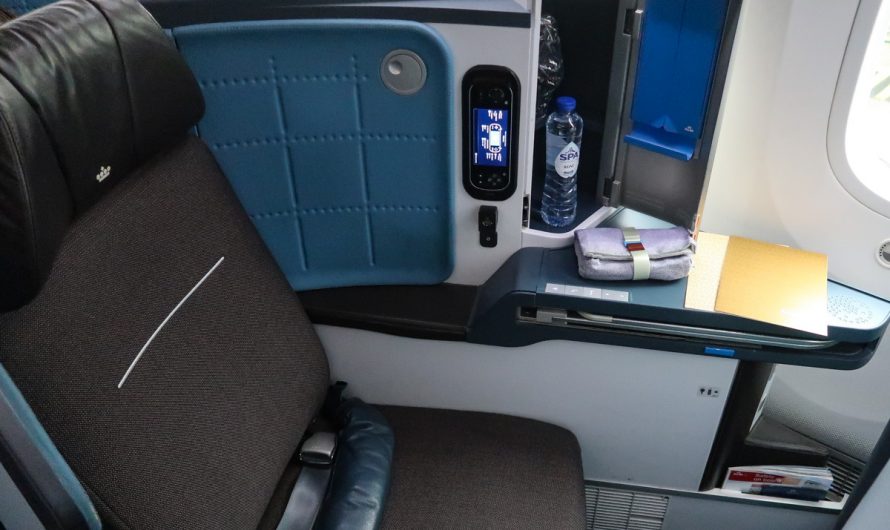 Flying KLM Boeing B787 Business Class