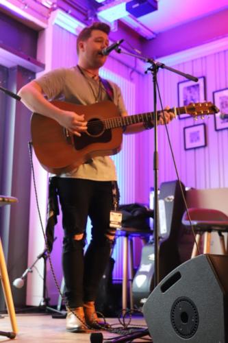 20200307 C2CDay2 SideStages 0303