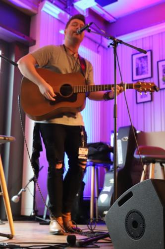 20200307 C2CDay2 SideStages 0304