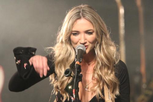 20220912 CarlyPearce 0300