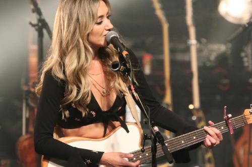 20220912 CarlyPearce 0304