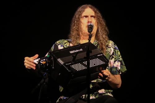 20230219 WeirdAlTilburg 0204