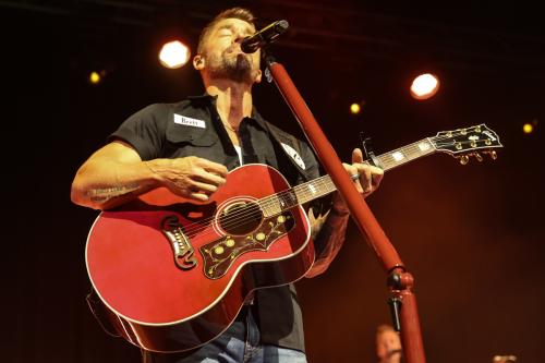 20251028 BrettYoung 0116