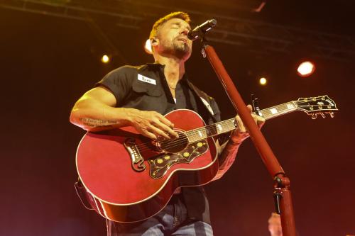 20251028 BrettYoung 0117