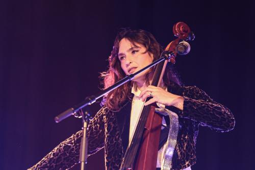 20251028 BrettYoung 0123