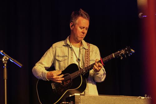 20251028 BrettYoung 0138