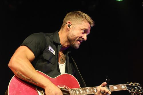 20251028 BrettYoung 0141