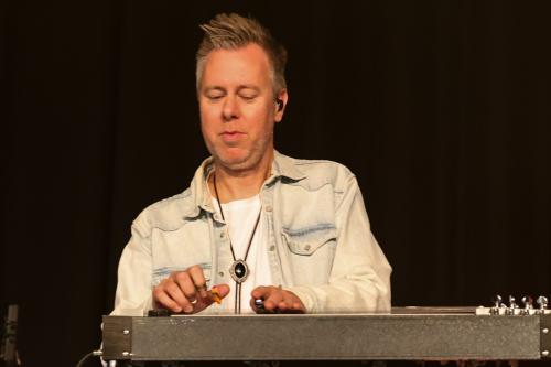 20251028 BrettYoung 0229