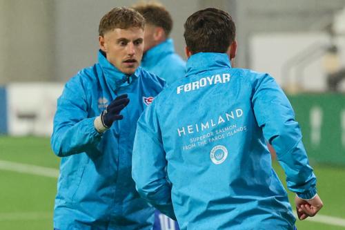 20251009 FRO MNE 0029