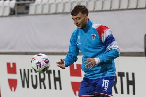 20251009 FRO MNE 0030