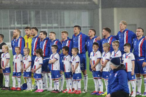 20251009 FRO MNE 0070