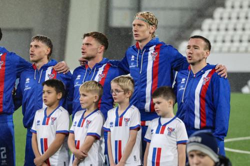 20251009 FRO MNE 0071