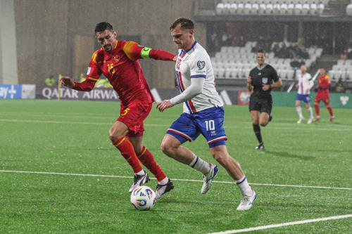 20251009 FRO MNE 0156