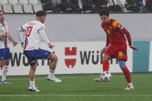 20251009 FRO MNE 0161