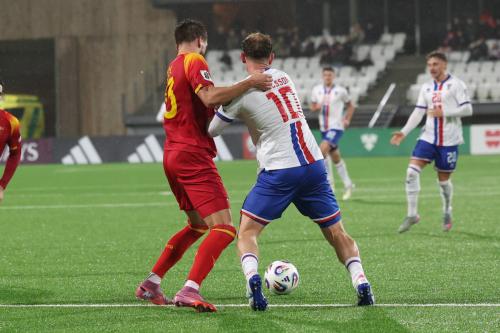 20251009 FRO MNE 0278