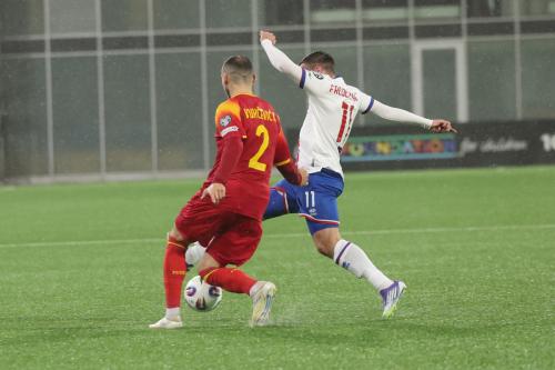 20251009 FRO MNE 0386