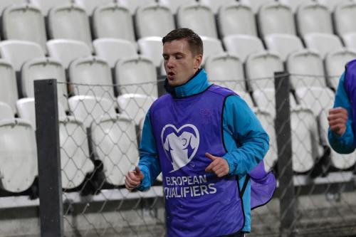 20251009 FRO MNE 0388