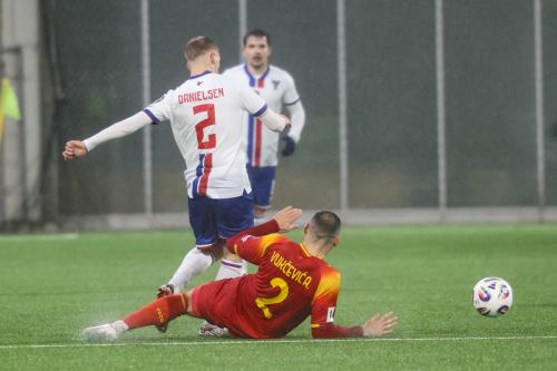 20251009 FRO MNE 0456