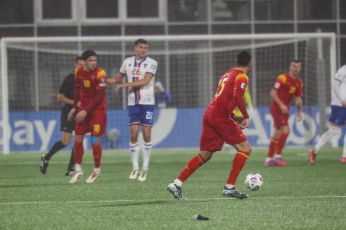 20251009 FRO MNE 0468