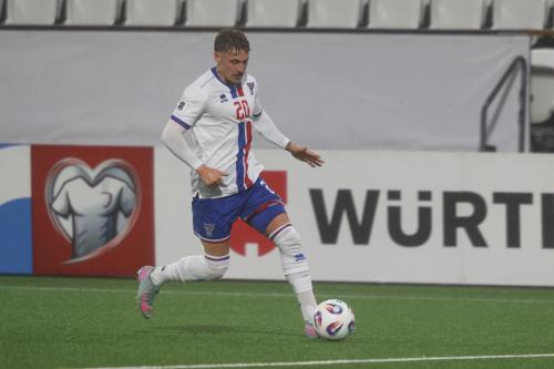 20251009 FRO MNE 0471