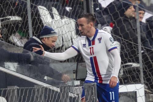 20251009 FRO MNE 0523