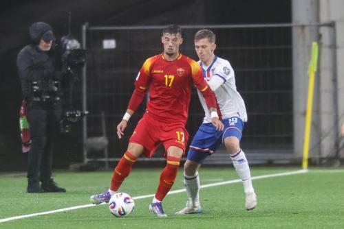 20251009 FRO MNE 0607