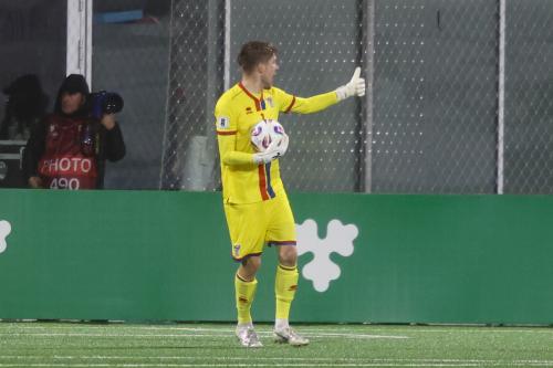 20251009 FRO MNE 0619