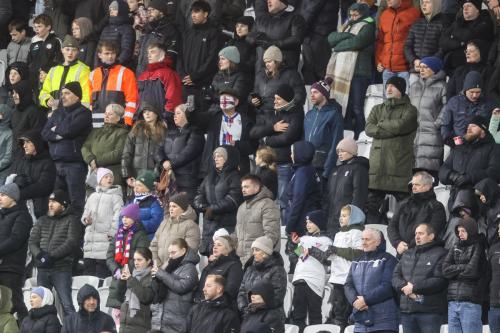 20251009 FRO MNE 0629