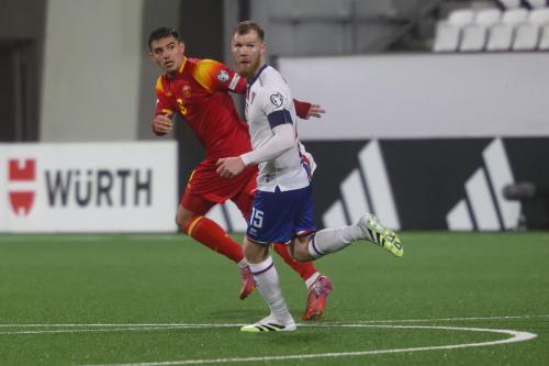 20251009 FRO MNE 0633