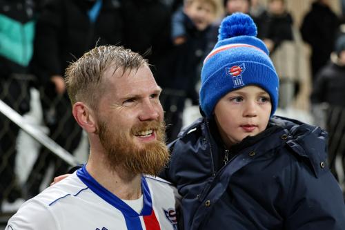 20251009 FRO MNE 0660