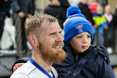 20251009 FRO MNE 0661