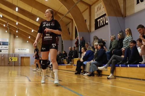 20251005 VIFW H71W 0245