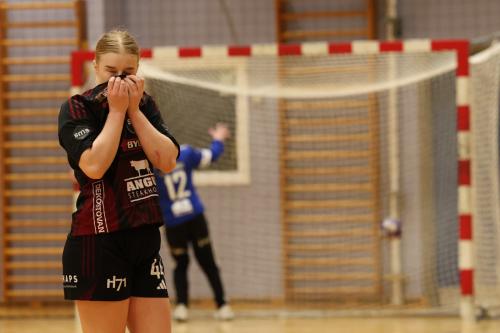 20251005 VIFW H71W 0267