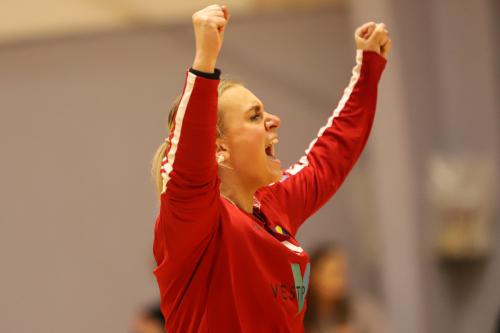 20251005 VIFW H71W 0332