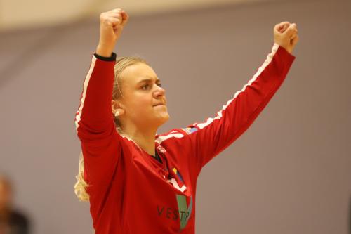 20251005 VIFW H71W 0333