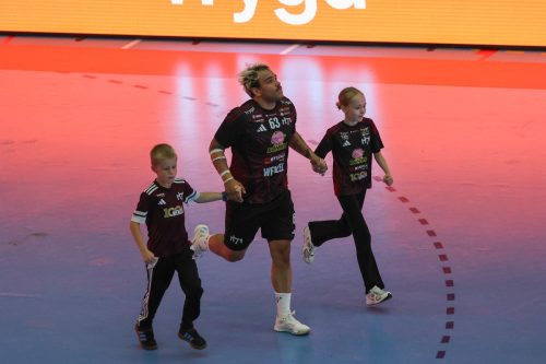 20260816 H71 Valur 0009